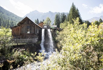 The lahnersäge Visitor Centre in the Ultental Valley